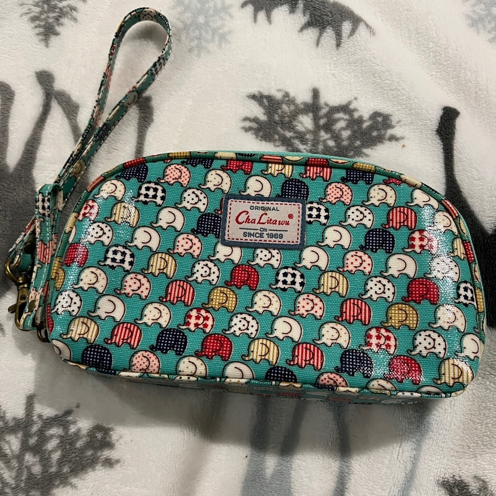 Elephant Print Wristlet
